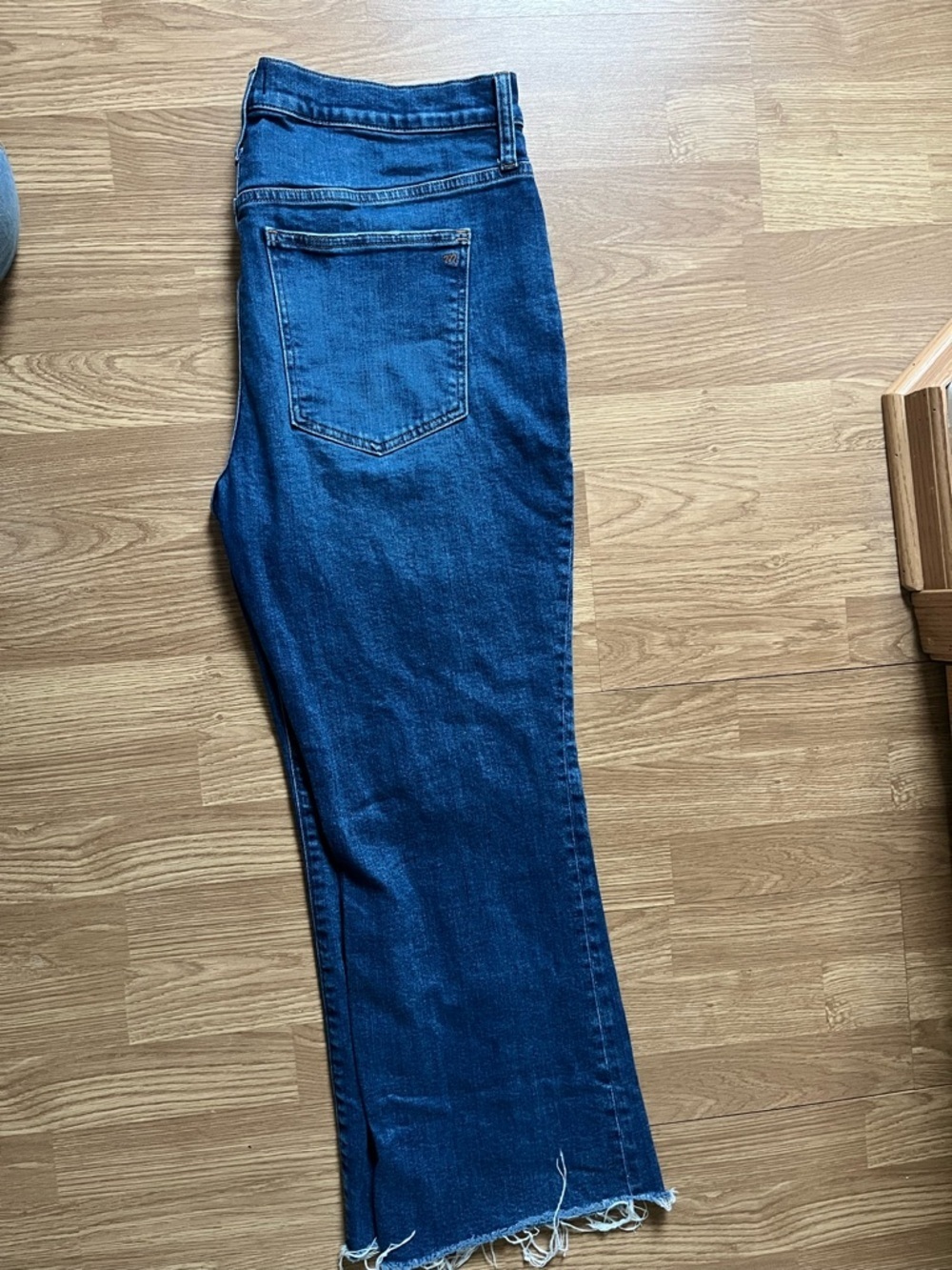 Madewell mid rise kick out jeans - Picture 6 of 15